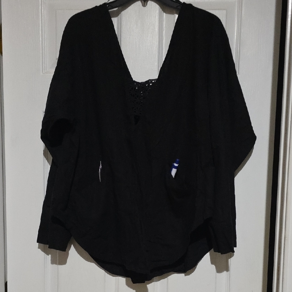 Free People Elegant‎ Black Top